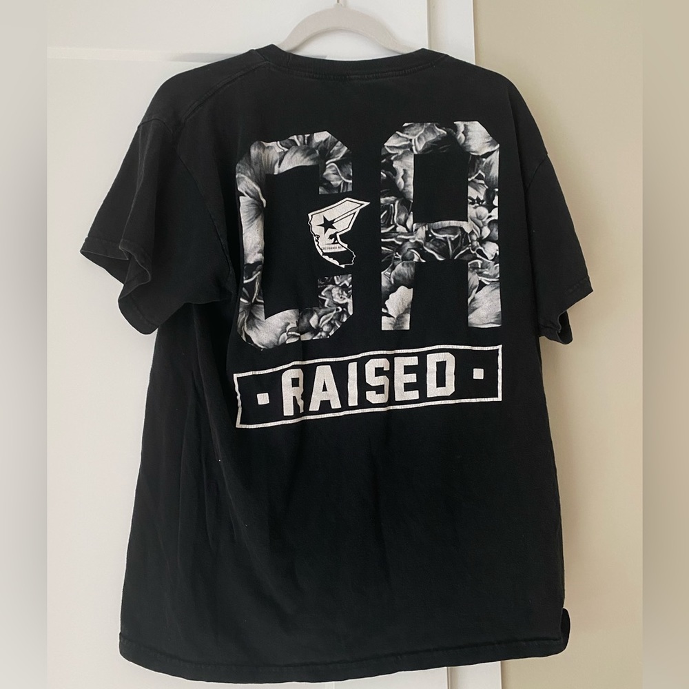 Famous | T-Shirt | L - Picture 2 of 3